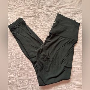 Black lululemon leggings